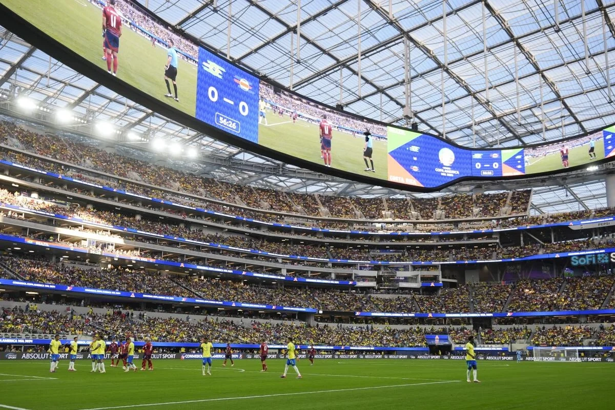 皇冠体育英超联赛曼城对阵利物浦赛事分析